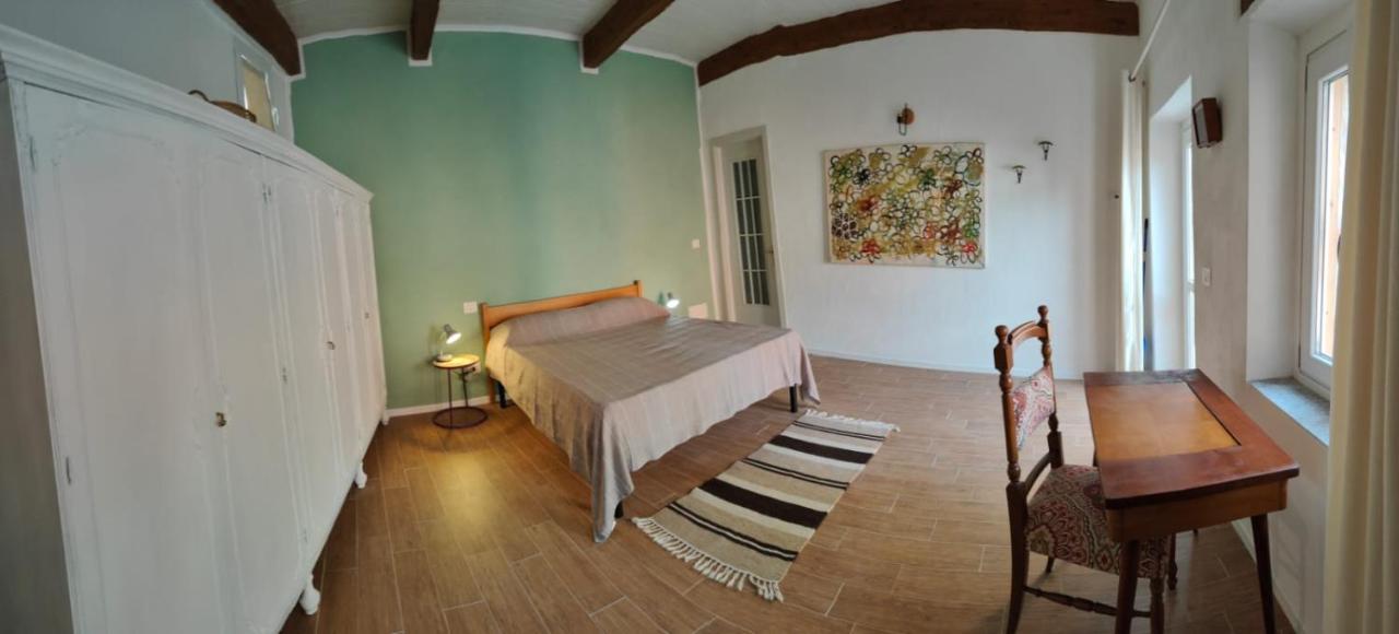 Magalocanda Stanze Sotto Al Castello Montemagno  Ngoại thất bức ảnh